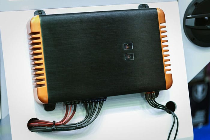 Best_Amplifier_For_Your_Subwoofer_For_Better_Bass